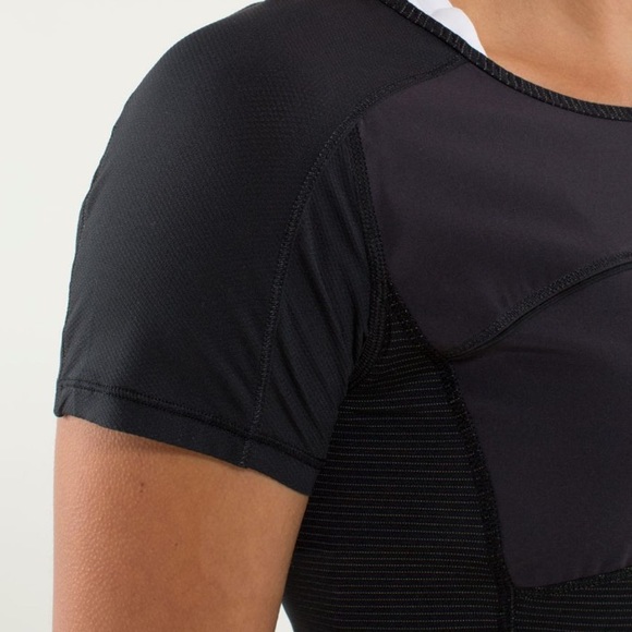 LULULEMON | Run: Fast Track Short Sleeve Sz 6 US - Picture 4 of 9